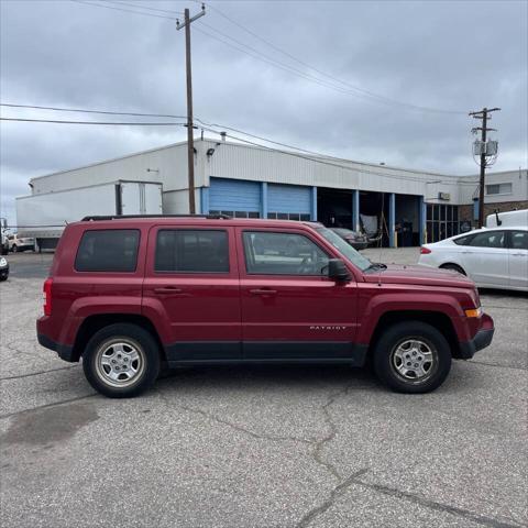 Used cars for sale 2016 Jeep Patriot Sport, price is 4950, vin 1C4NJRBB2GD782441 in South Holland, IL, dealer name is Chicago Motor Credit Best Dream car image