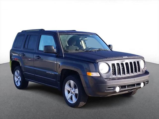 Used cars for sale 2015 Jeep Patriot Latitude, price is 4458, vin 1C4NJRFB8FD169670 in Troy, MI, dealer name is Suburban Chrysler Dodge Jeep RAM of Troy Best Dream car image