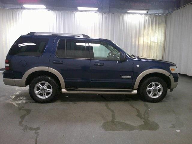 Used cars for sale 2007 Ford Explorer Eddie Bauer, price is 2585, vin 1FMEU74807UA56957 in Fairmont, MN, dealer name is Hawkins Chevrolet (MN) Best Dream car image