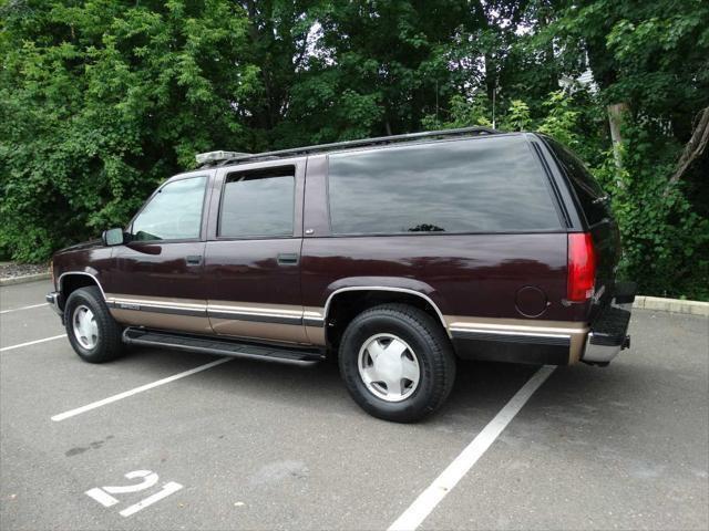 Used cars for sale 1997 GMC Suburban SL, price is 2995, vin 1GKFK16R5VJ761435 in Hatboro, PA, dealer name is A Impuls Best Dream car image