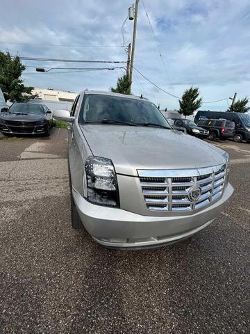 Used cars for sale 2008 Cadillac Escalade ESV Standard, price is 2500, vin 1GYFK66858R171431 in Farmington Hills, MI, dealer name is Suburban Chrysler Dodge Jeep RAM of Farmington Hills Best Dream car image