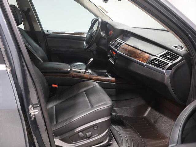 Used cars for sale 2013 BMW X5 xDrive35i Premium, price is 4425, vin 5UXZV4C55D0G54135 in Fargo, ND, dealer name is Corwin Public Wholesale Best Dream car image