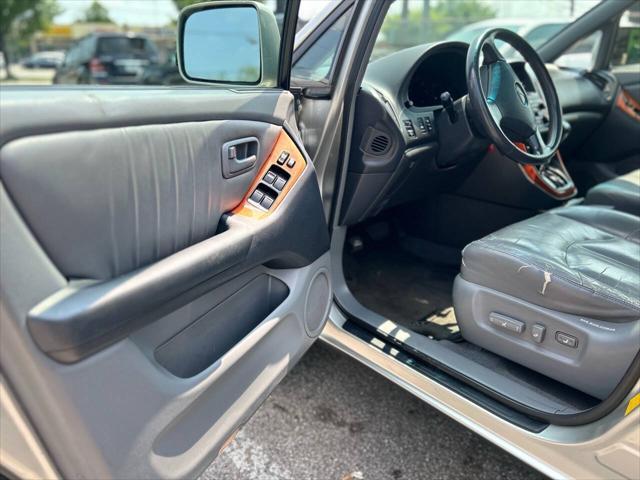 Used cars for sale 2000 Lexus RX 300 Base, price is 2999, vin JT6HF10U5Y0158699 in Indianapolis, IN, dealer name is Indy Auto Center Best Dream car image