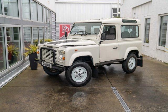 Used cars for sale 1990 Land Rover Defender 90, price is 59950, vin SALLDVBV7EA357724 in Bellevue, WA, dealer name is Park Place LTD Best Dream car image